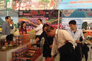 Tỉnh Phú Thọ tham gia Hội chợ Thương mại Quốc tế Việt - Trung  (Lào Cai) trong khuôn khổ năm Du lịch Quốc gia 2017